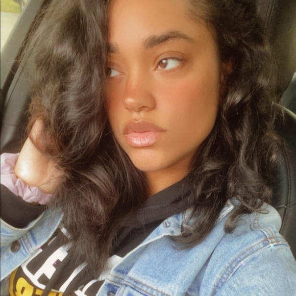 Meet your Posher, Sonia - Picture 1 of 1